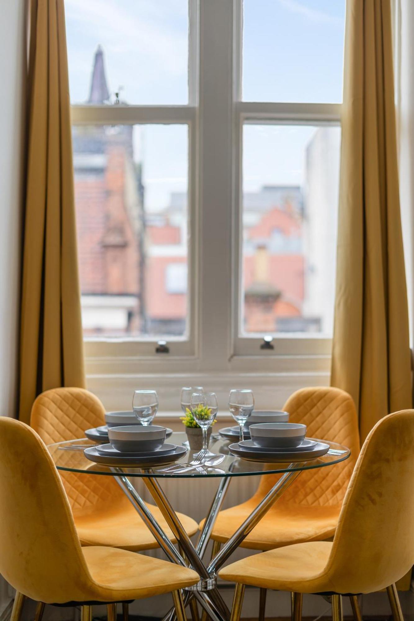 Luxurious Apartments On Oxford Street London Bagian luar foto